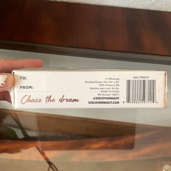 NIB Night 100% Mulberry Silk Pillowcase standard/queen hypoallergenic - Picture 3 of 10